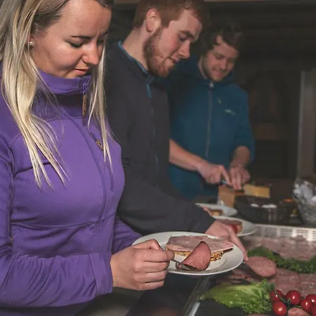 فندق Nordal Turistsenter 3*